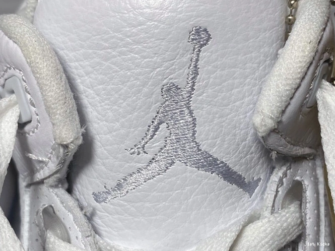 1st Kicks Shoes Jordan Retro White Air 3 Triple 136064-111 0707
